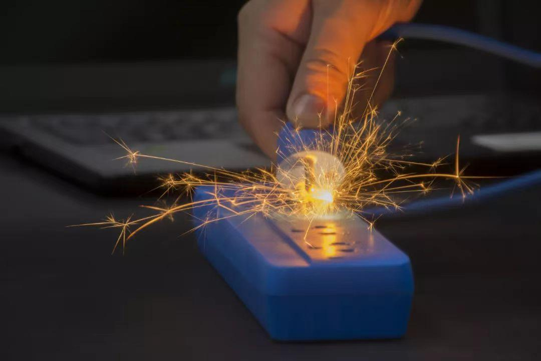 什么是故障電弧？產(chǎn)生的原因是什么？